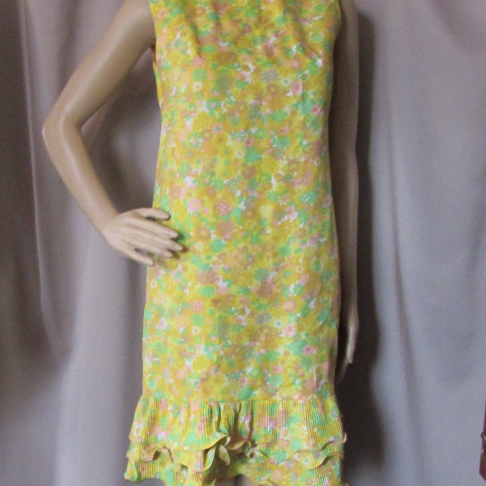 SALE Cute 1960 Era Sheath Dress Flirty Ruffles Citrus Colors